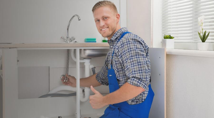 Expert burst pipe repair services in Thornton, IA